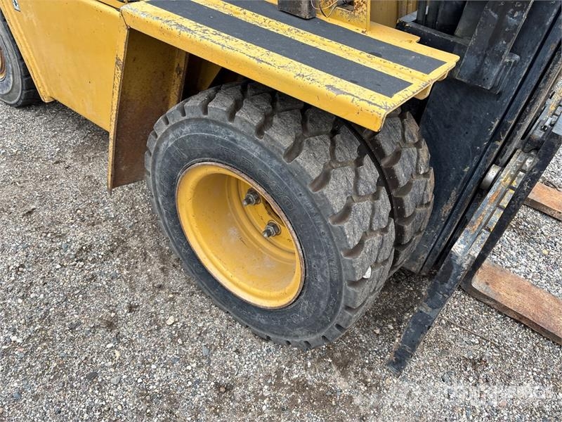 CAT V80F 8000 lb Pneumatic Tire Forklift 堆高機(叉車)-其他