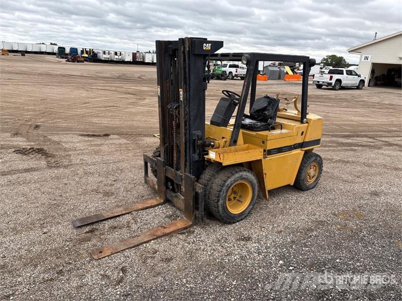 CAT V80F 8000 lb Pneumatic Tire Forklift 堆高機(叉車)-其他