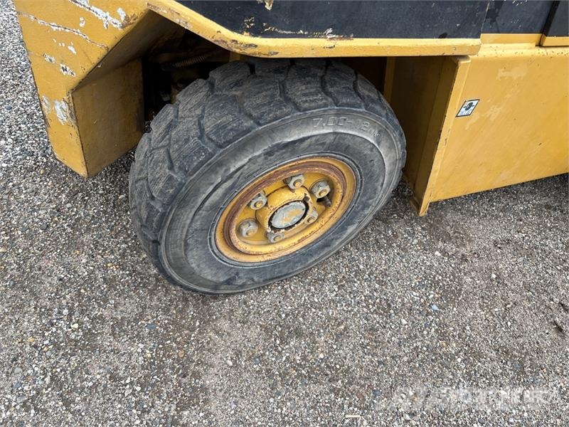CAT V80F 8000 lb Pneumatic Tire Forklift 堆高機(叉車)-其他
