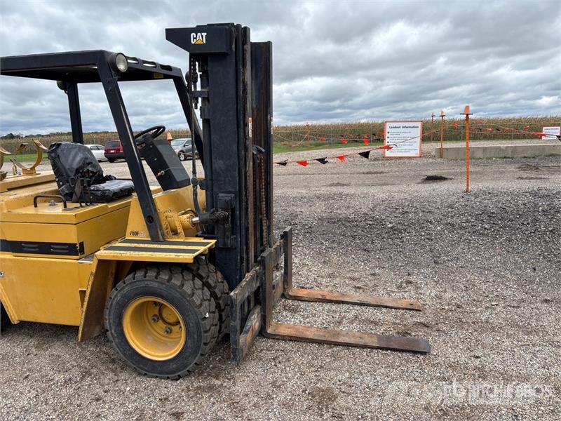CAT V80F 8000 lb Pneumatic Tire Forklift 堆高機(叉車)-其他