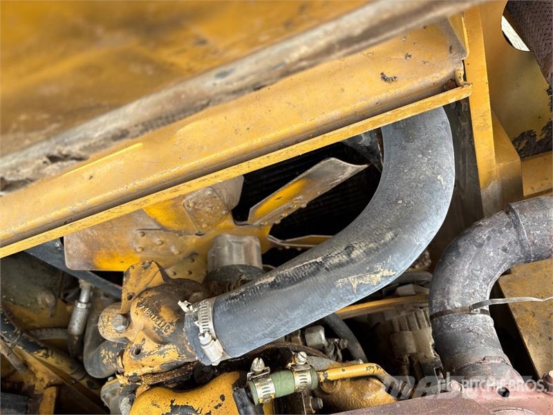 CAT V80F 8000 lb Pneumatic Tire Forklift 堆高機(叉車)-其他