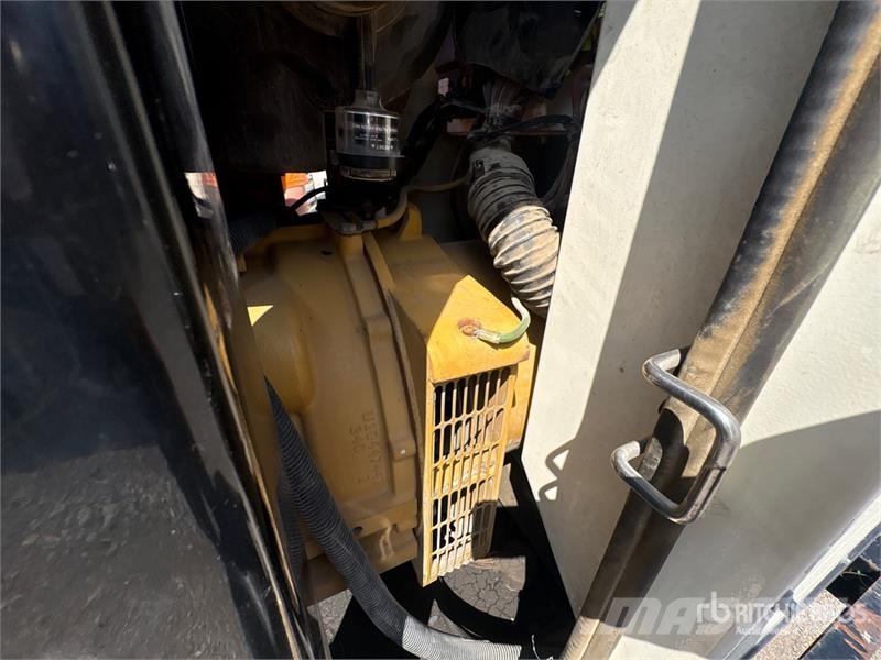 CAT XQ20-4 18 kW Mobile Generator Set Dizel Jeneratörler