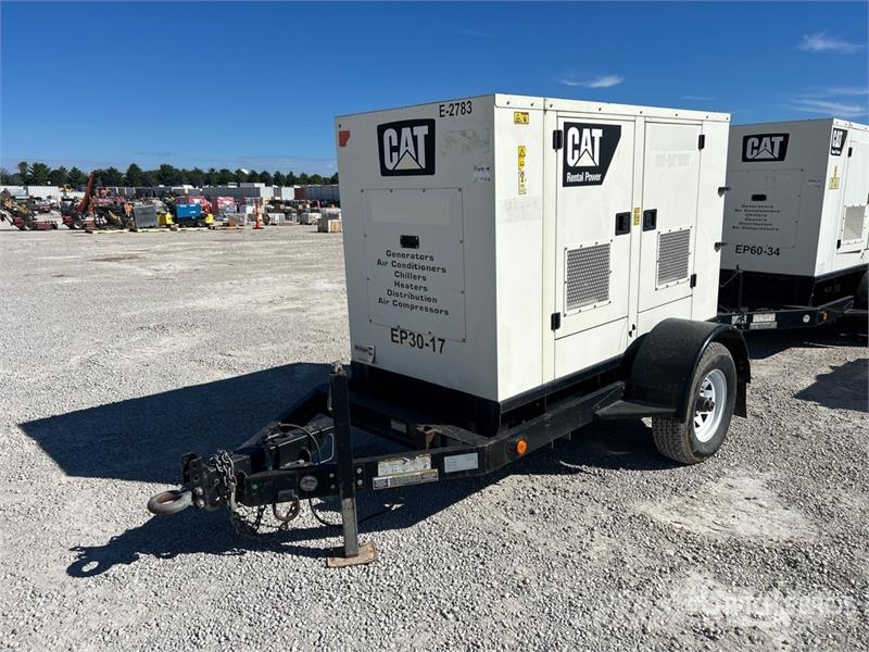 CAT XQ30-8 Naftové generátory