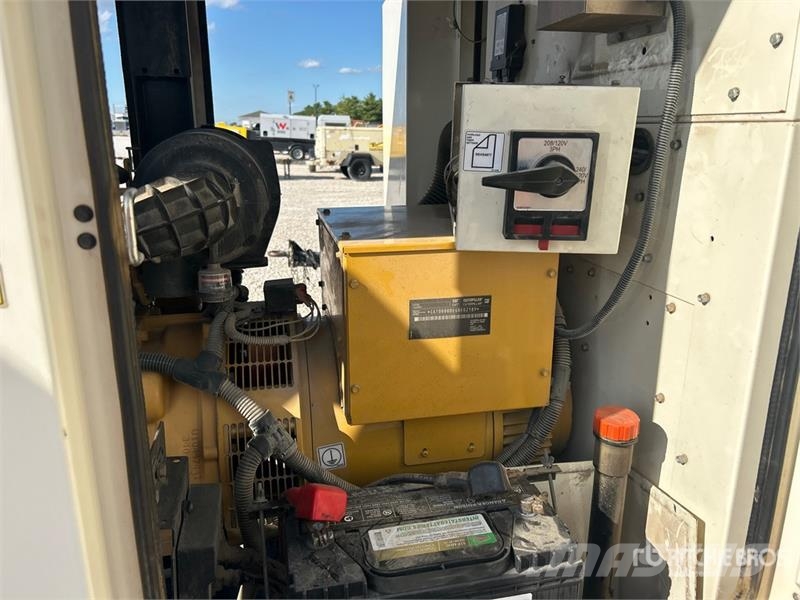 CAT XQ30-8 Diesel Generators