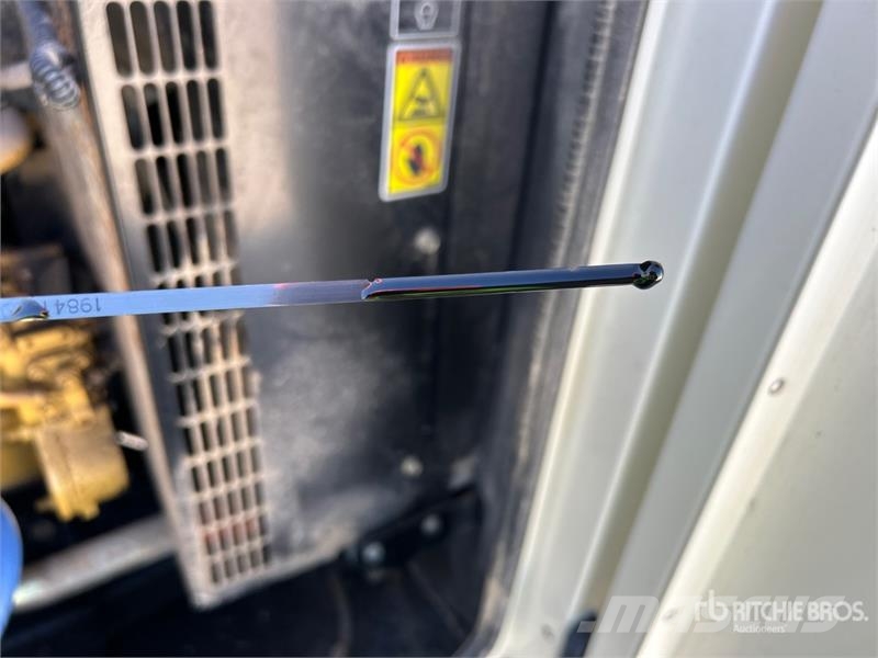 CAT XQ30-8 Naftové generátory