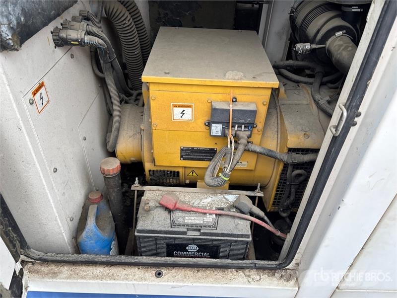 CAT XQ30P2 Skid-Mounted Generator Set Diesel Generatoren