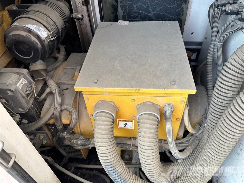 CAT XQ30P2 Skid-Mounted Generator Set Diesel Generatoren