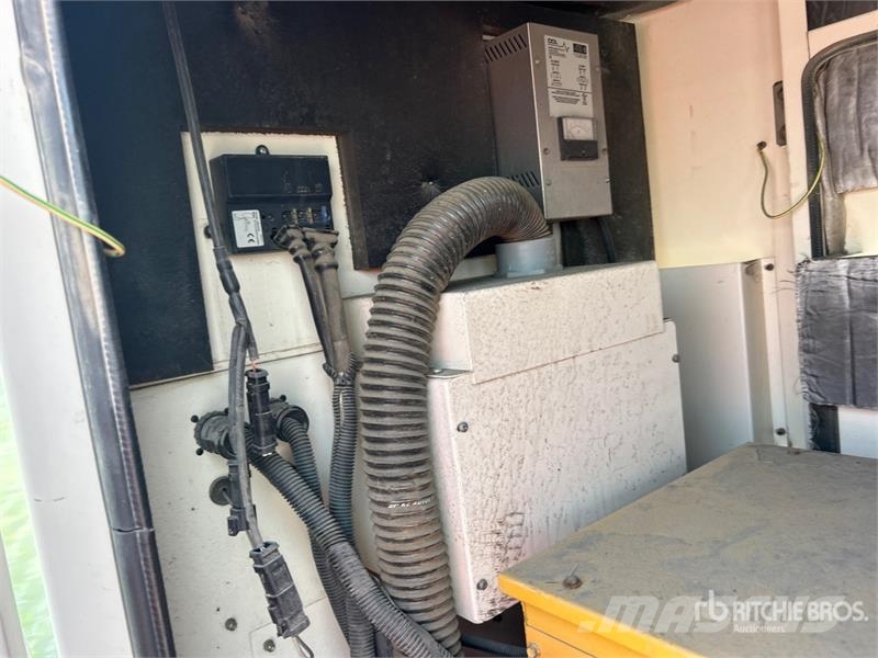 CAT XQ60-4 60 kW Mobile Generator Set Generadores diésel