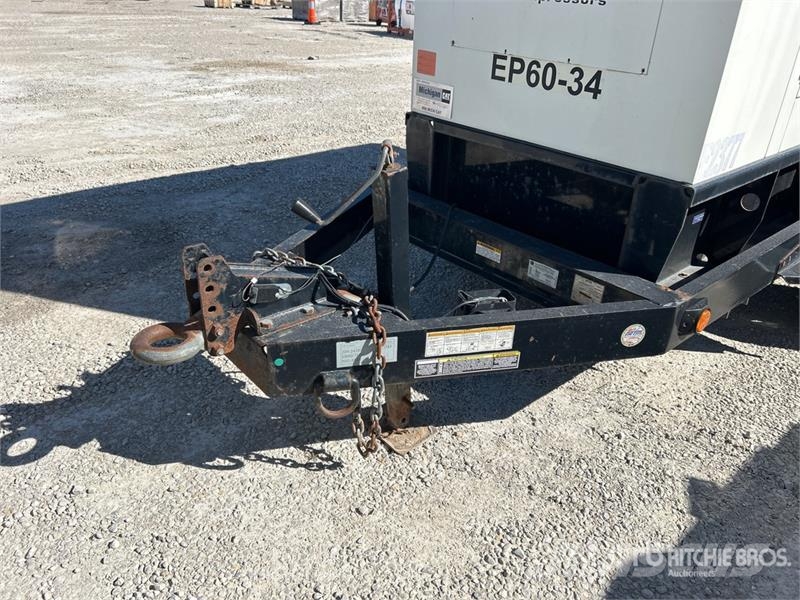 CAT XQ60-6 55 kW Mobile Generator Set Naftové generátory