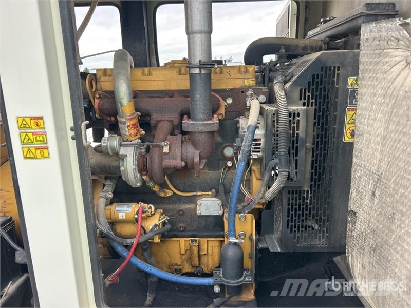 CAT XQ60-6 55 kW Mobile Generator Set Diiselgeneraatorid