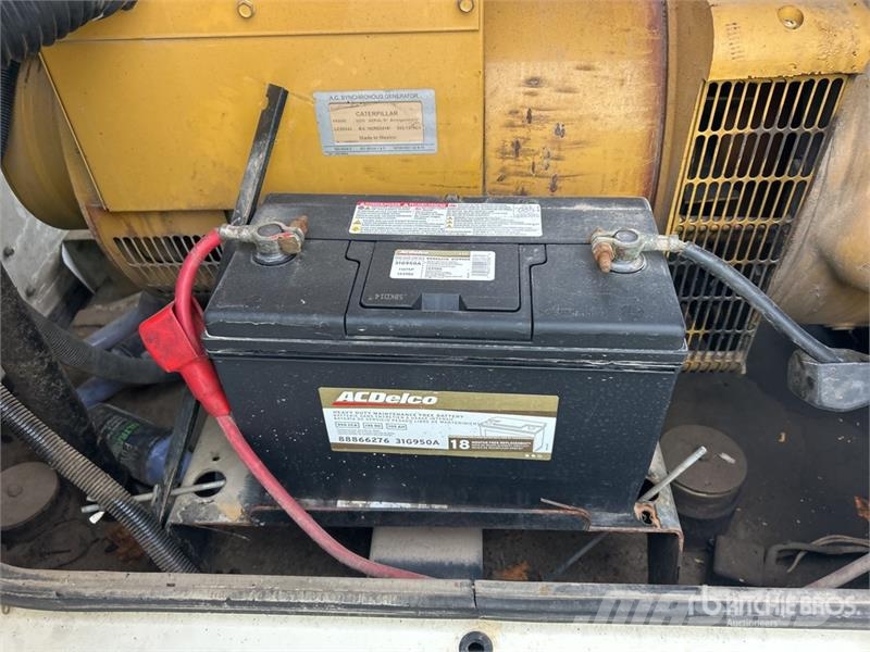 CAT XQ60-6 55 kW Mobile Generator Set Diiselgeneraatorid