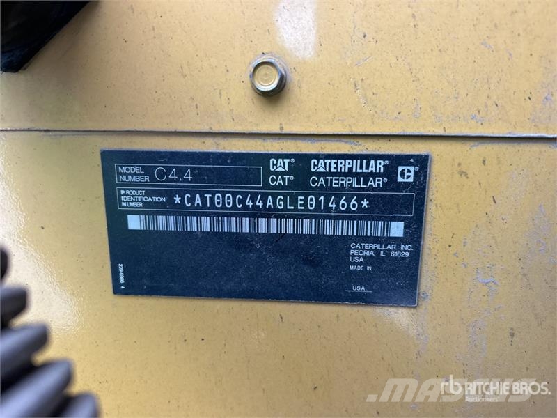 CAT XQ60-6 55 kW Mobile Generator Set Diiselgeneraatorid