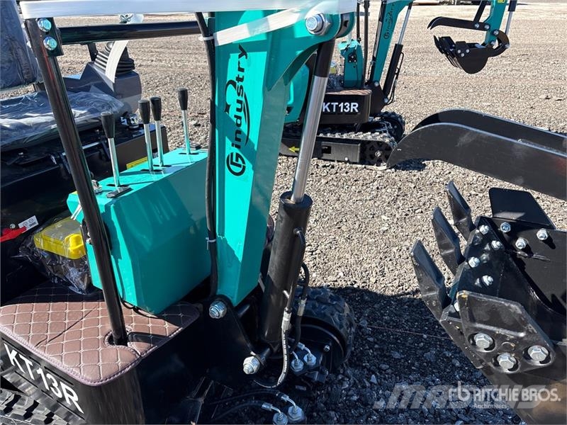CFG KT13R Mini Excavator (Unused) ミニ油圧ショベル 7t以下（ミニユンボ・ミニディガー）