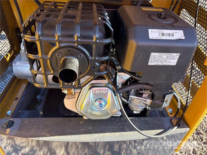 CFG MX12R Mini Excavator (Unused) ミニ油圧ショベル 7t以下（ミニユンボ・ミニディガー）