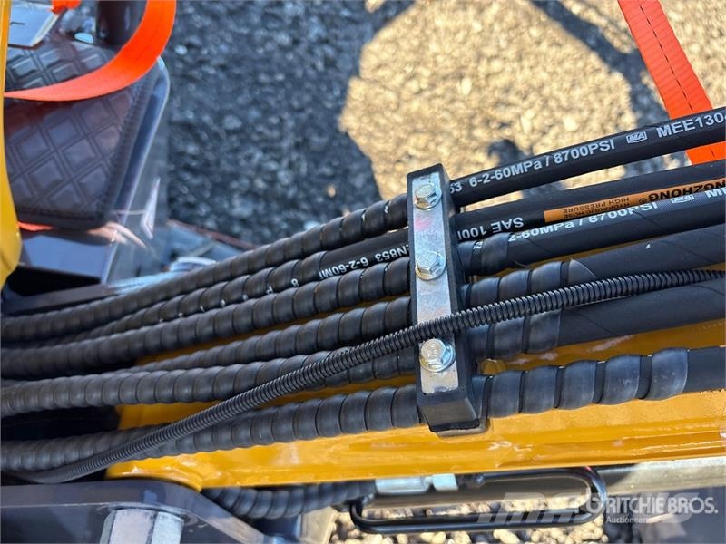 CFG MX12R Mini Excavator (Unused) ミニ油圧ショベル 7t以下（ミニユンボ・ミニディガー）
