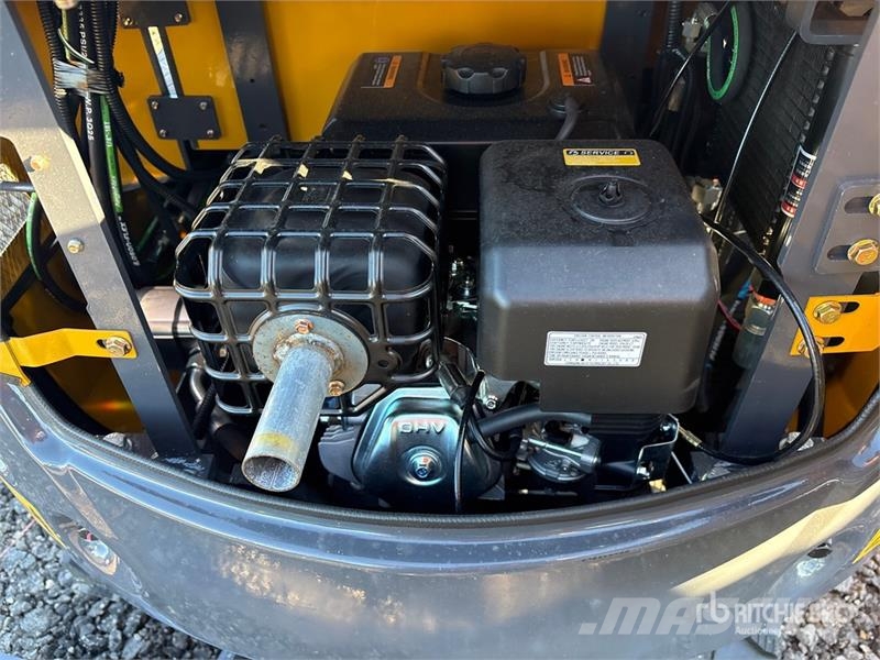 CFG QK18R Mini Excavator (Unused) Mini kotrók < 7t