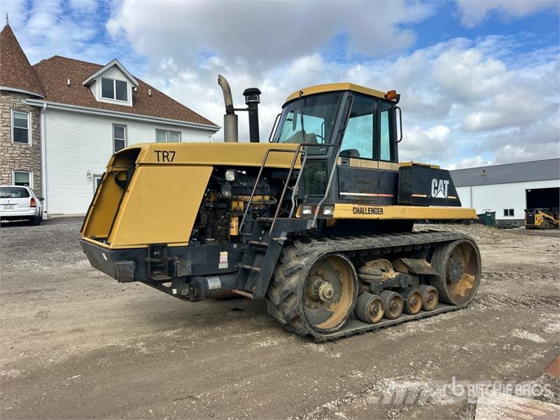 Challenger 65C Track Tractor الجرارات