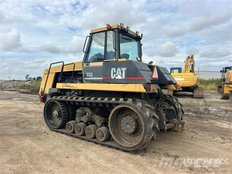 Challenger 85D Track Tractor الجرارات