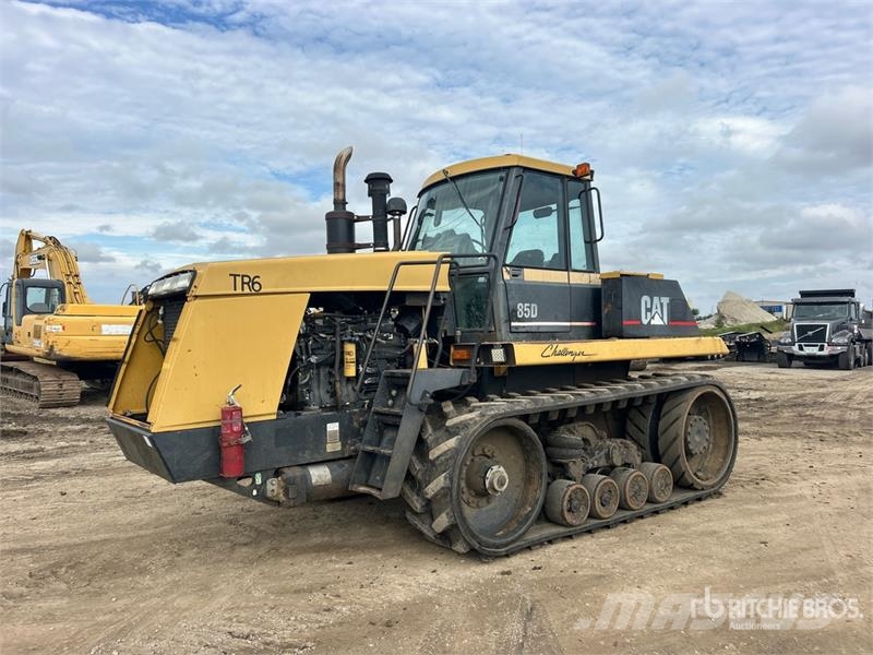 Challenger 85D Track Tractor الجرارات