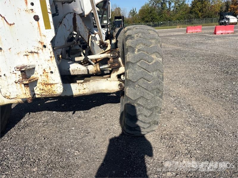 Champion 710A Motor Grader Gredere
