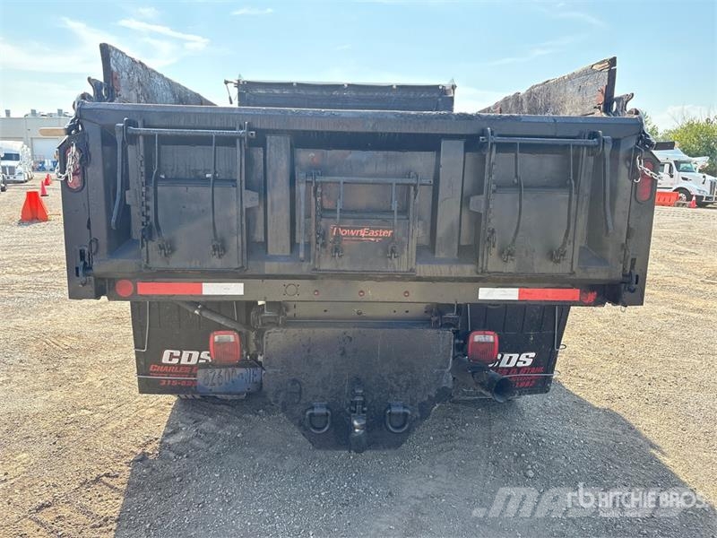 Chevrolet 6500 HD 4x4 S/A Dump Truck Wywrotki