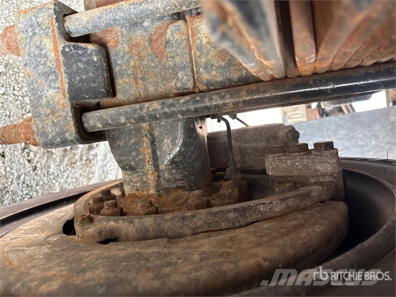Chevrolet 6500 HD 4x4 S/A Dump Truck Wywrotki