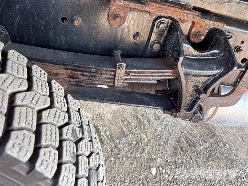 Chevrolet 6500 HD 4x4 S/A Dump Truck Wywrotki