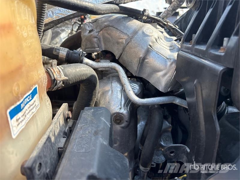 Chevrolet 6500 HD 4x4 S/A Dump Truck Wywrotki