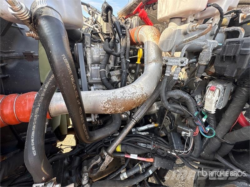 Chevrolet 6500 HD 4x4 S/A Dump Truck Wywrotki