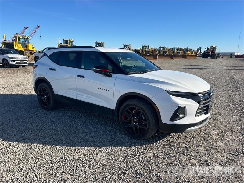 Chevrolet Blazer AWD SUV Otomobiller