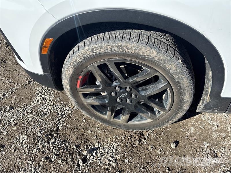 Chevrolet Blazer AWD SUV Avtomobili