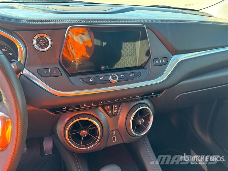 Chevrolet Blazer AWD SUV Avtomobili