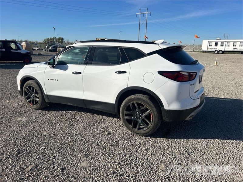 Chevrolet Blazer AWD SUV Otomobiller