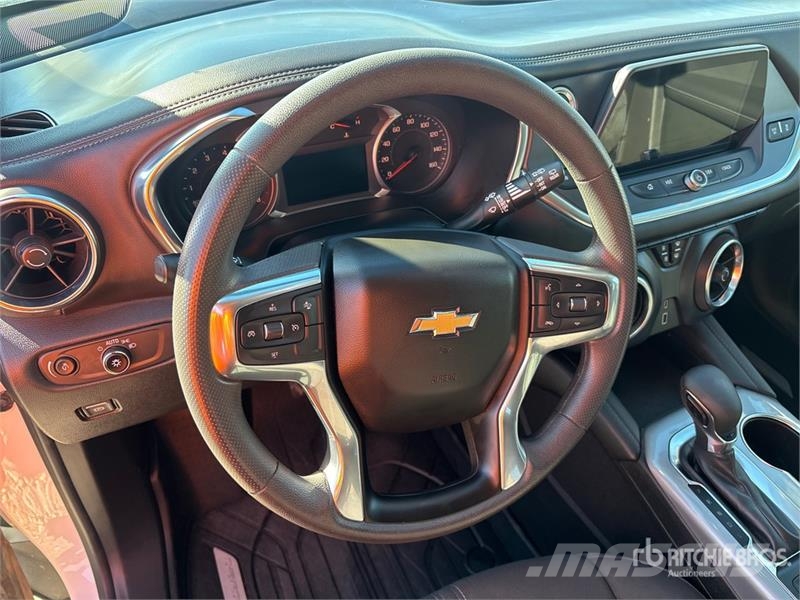 Chevrolet Blazer AWD SUV Avtomobili