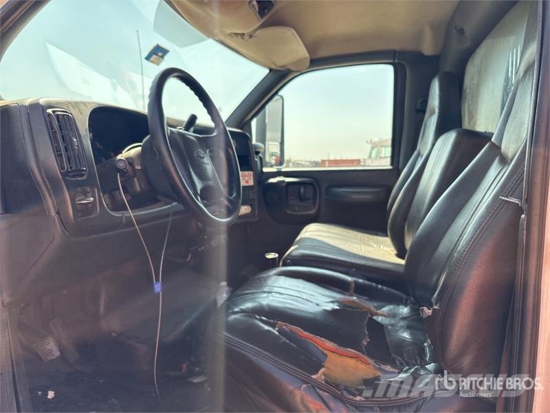 Chevrolet C4500 4x2 Dump Truck Camiones bañeras basculantes o volquetes
