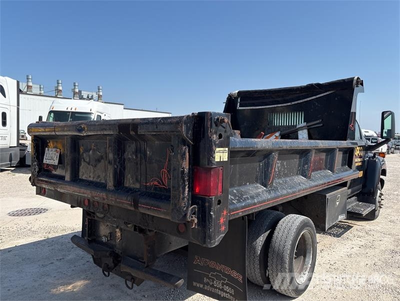 Chevrolet C4500 4x2 Dump Truck Camiones bañeras basculantes o volquetes