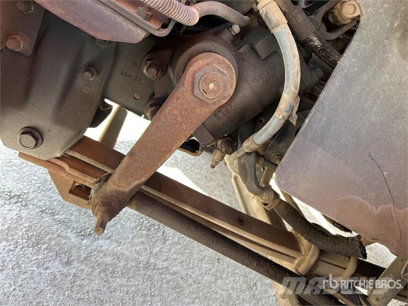 Chevrolet C4500 4x2 Dump Truck Camiones bañeras basculantes o volquetes