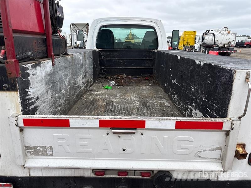 Chevrolet C4500 4x2 Service Truck 多目的／汎用車両
