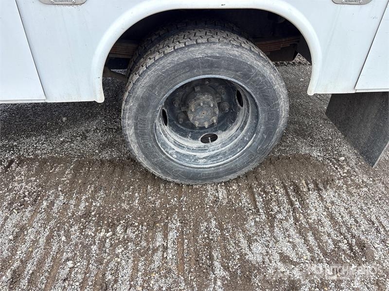 Chevrolet C4500 4x2 Service Truck 多目的／汎用車両