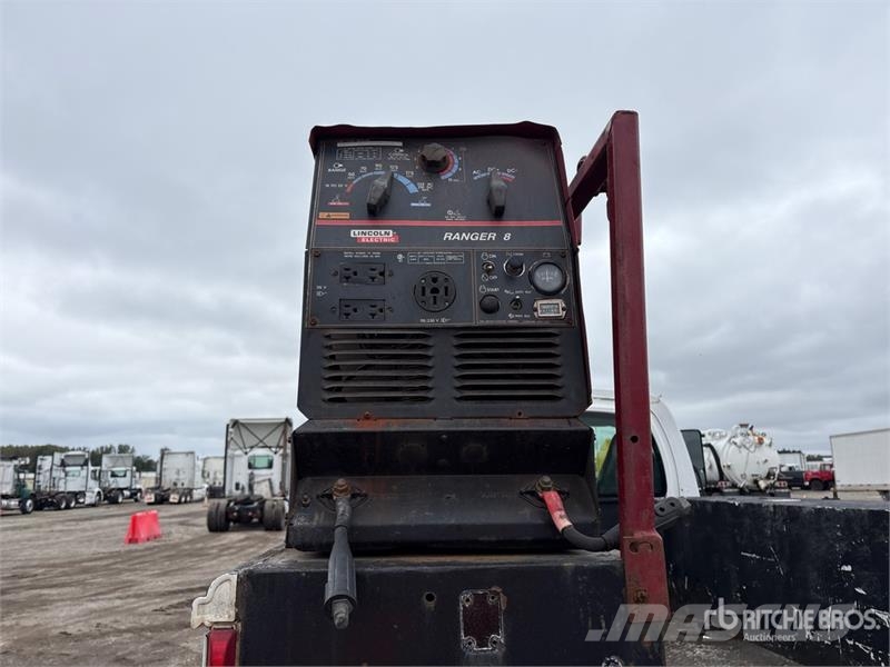 Chevrolet C4500 4x2 Service Truck 多目的／汎用車両