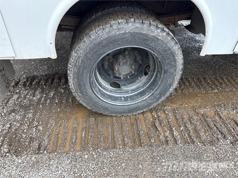 Chevrolet C4500 4x2 Service Truck 多目的／汎用車両