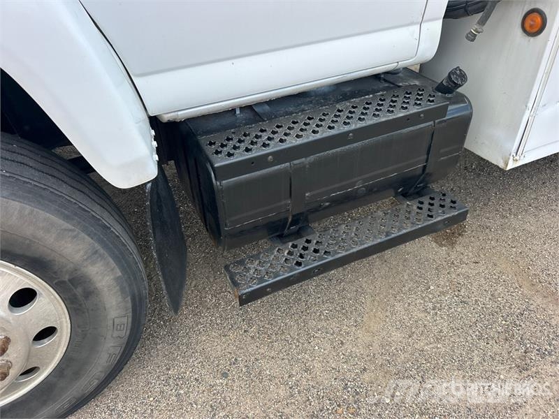 Chevrolet C7500 市政车