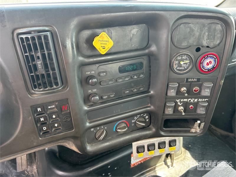 Chevrolet C7500 市政车