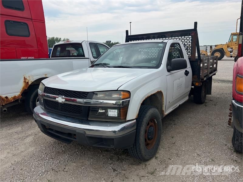 Chevrolet Colorado شاحنات مسطحة/مفصلية الجوانب