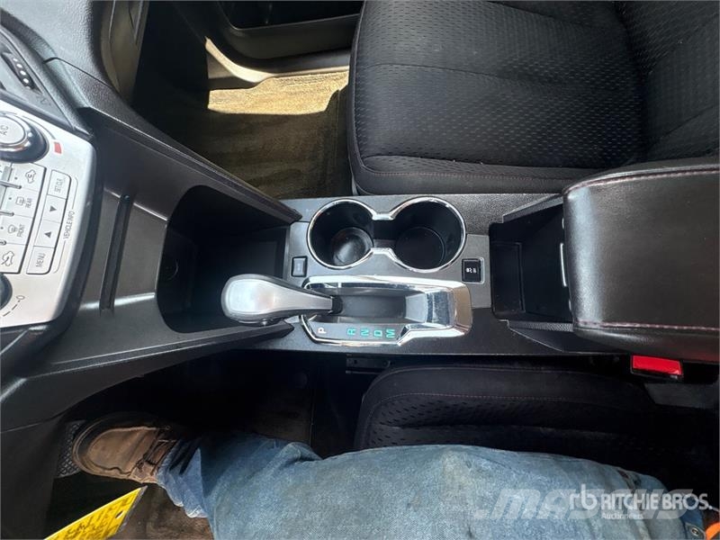 Chevrolet Equinox 2WD SUV سيارات