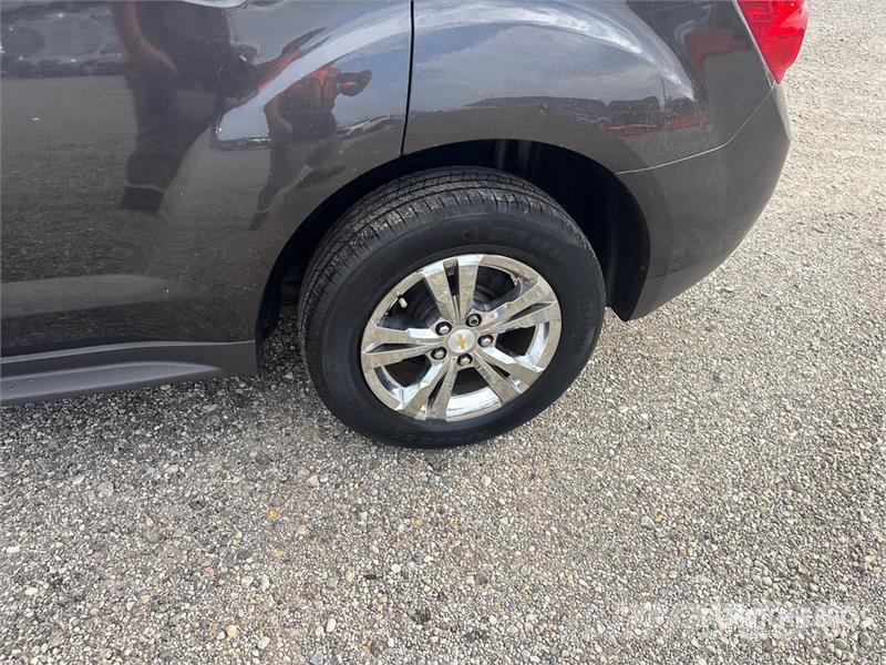 Chevrolet Equinox 2WD SUV Automašīnas