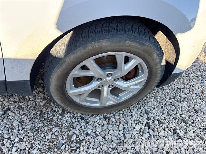 Chevrolet Equinox AWD SUV Cars
