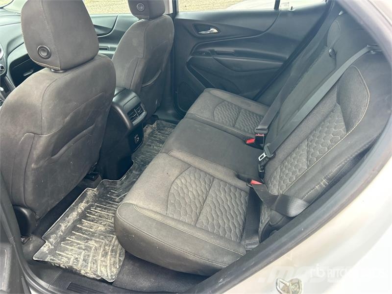 Chevrolet Equinox LT AWD SUV Samochody osobowe