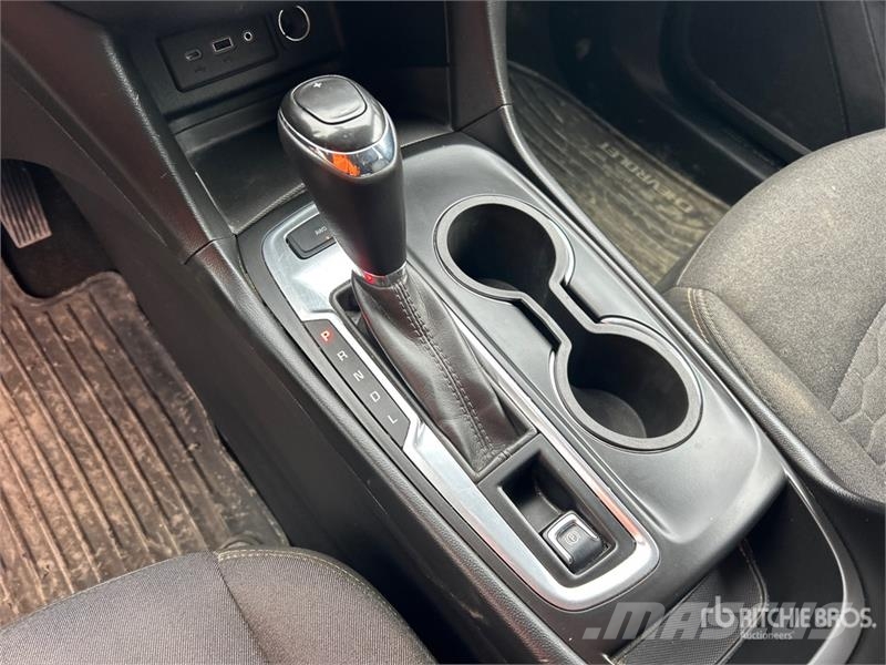 Chevrolet Equinox LT AWD SUV Samochody osobowe