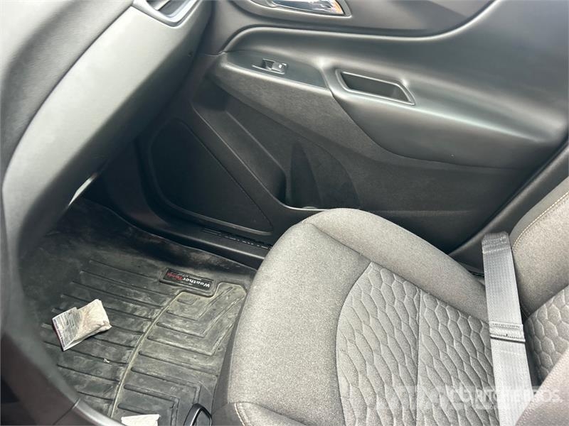 Chevrolet Equinox LT AWD SUV Samochody osobowe